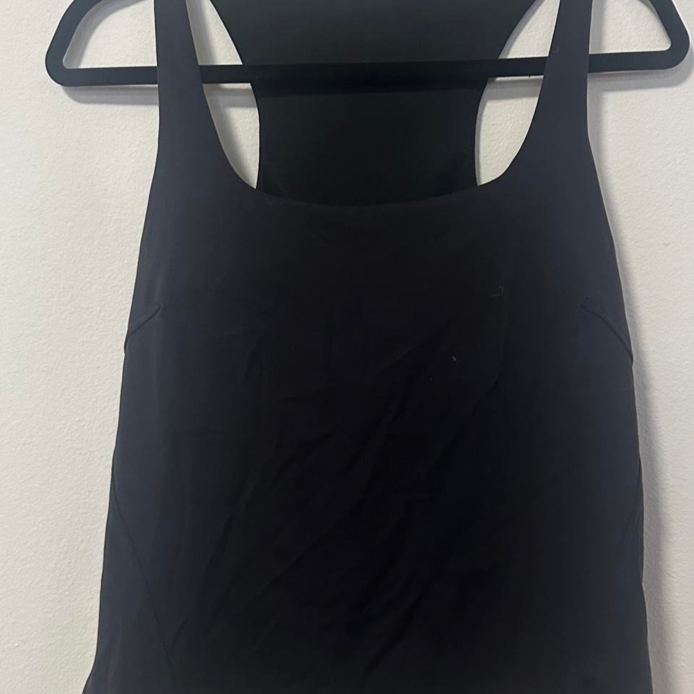Lululemon InStill Tank with built-in shelf bra size 14